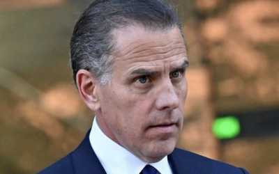 BIDEN INDULTA A SU HIJO ACUSADO DE POSESIÒN DE ARMAS; INCUMPLE PROMESA DE NO PROTEGERLO